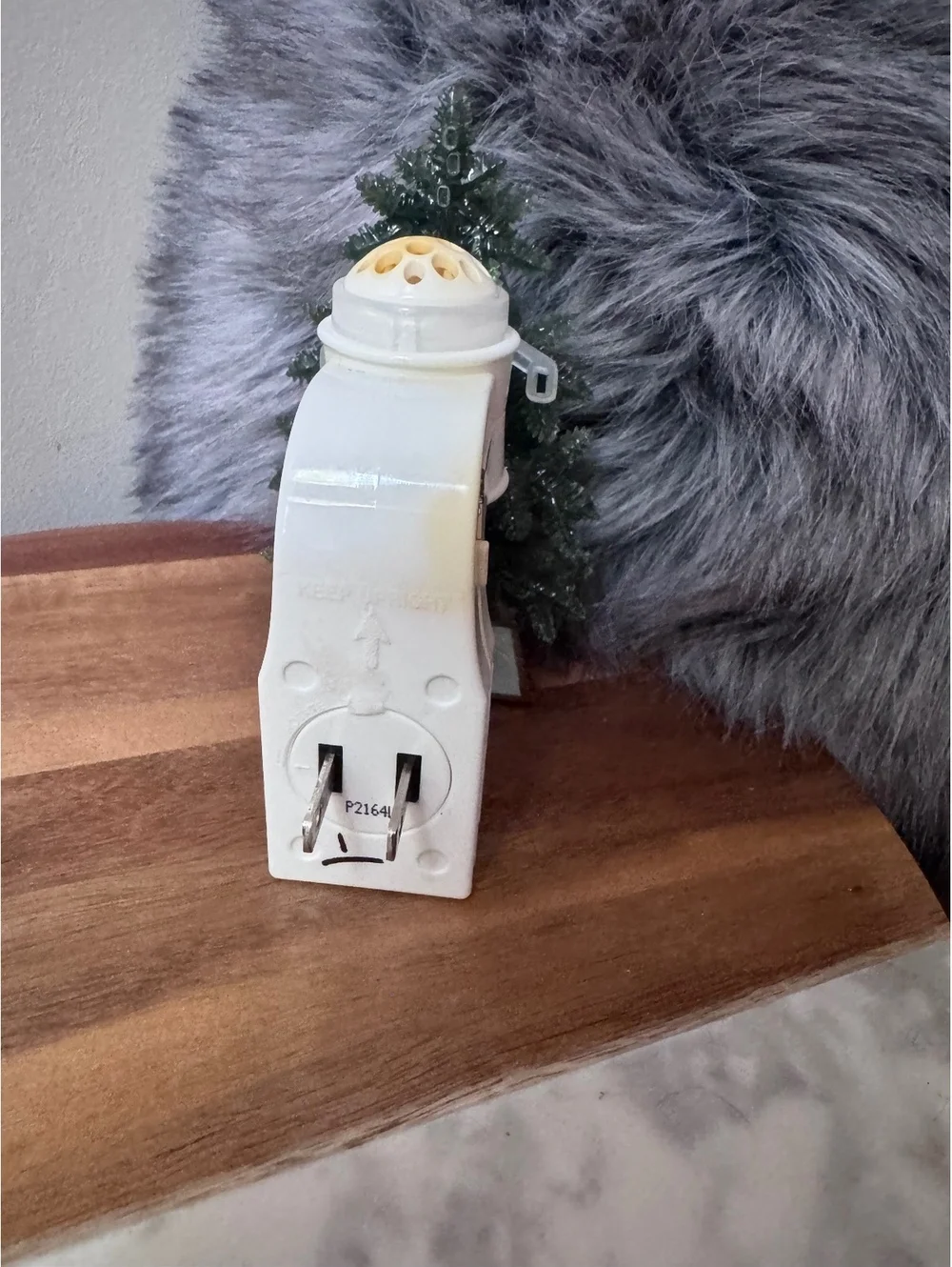 Bath & Body Works Wallflowers Evergreen Christmas Tree Fragrance Plug In